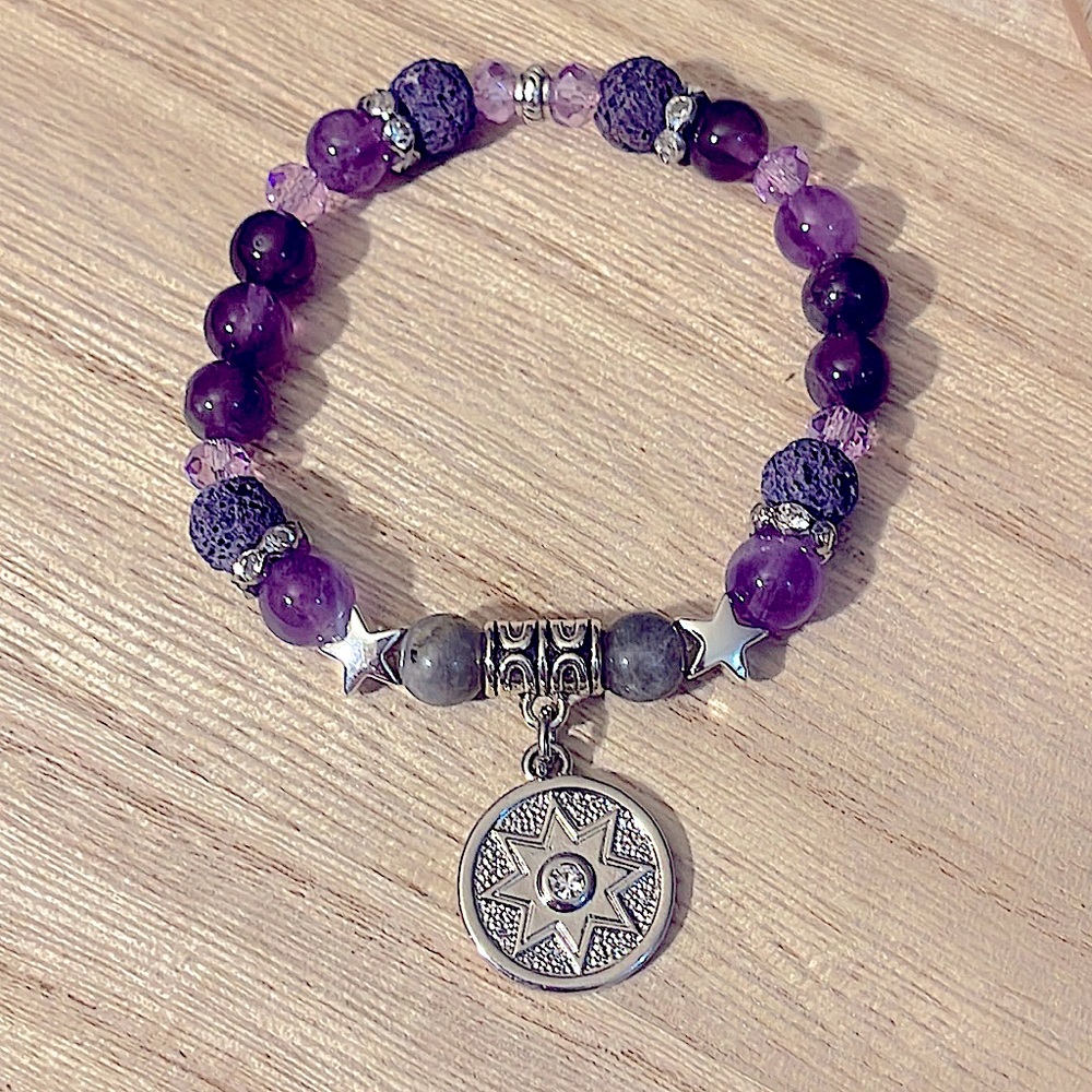 Amethyst, Flash Labradorite, Purple Lava Stone, Amulet Charm Bracelet 💜🖤🤍